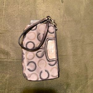 Wristlet